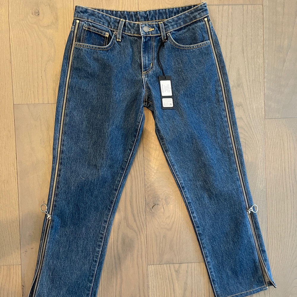 Carmar Los Angeles Zippered Crop Straight Leg Jean